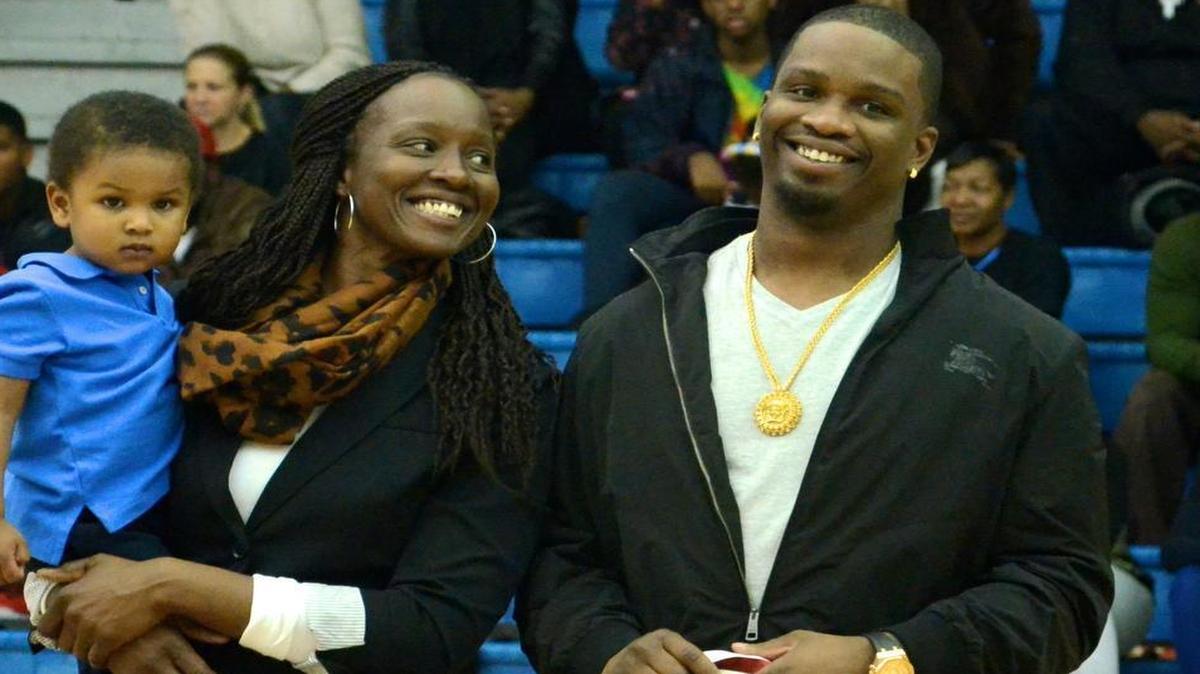 
Willie Warren, right, will play on the Oklahoma alumni team that will participate in The Basketball Tournament, a $1 million event pitting pick-up teams from around the country. 

