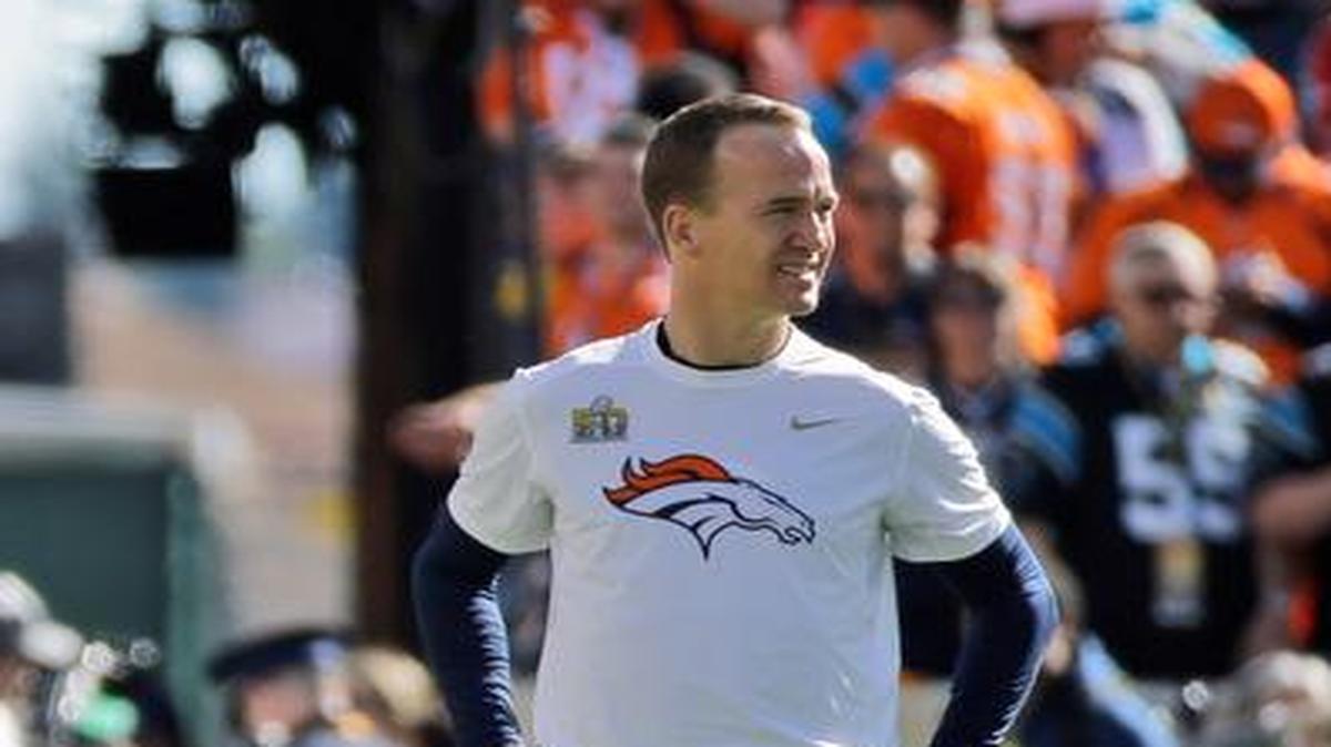 Denver Broncos quarterback Peyton Manning (18) warms up before the NFL Super Bowl 50 football game between the Denver Broncos and the Carolina Panthers, Sunday, Feb. 7, 2016, in Santa Clara, Calif.