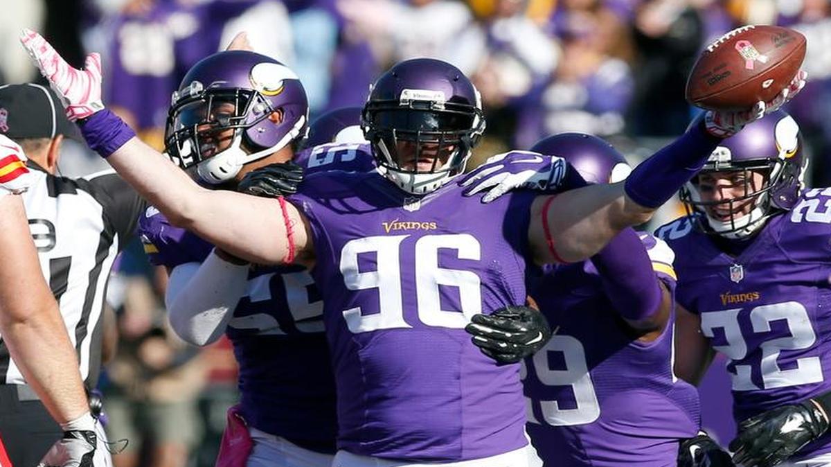 Vikings defensive end Brian Robison (96) wants to fish professionally when he’s through playing football.