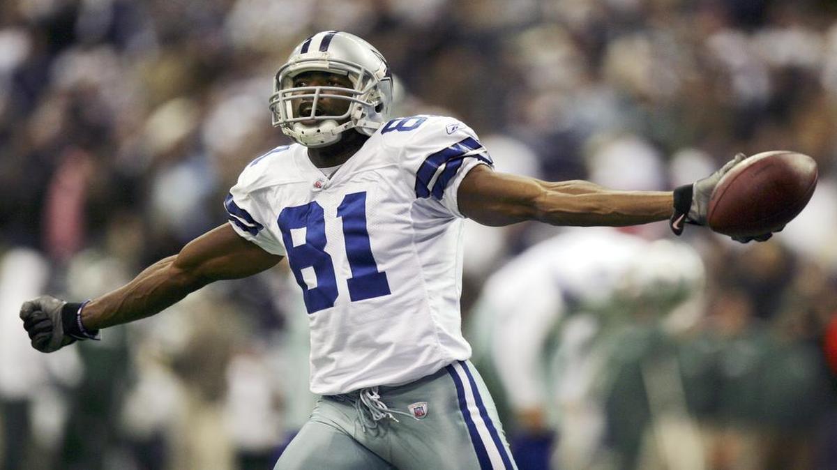 Terrell Owens, who played three seasons for the Cowboys, did not make the cut to 10 in Pro Football Hall of Fame voting.