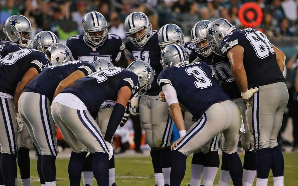 
Cowboys quarterback Brandon Weeden must try to manage things and keep the keep together in Tony Romo’s absence.

