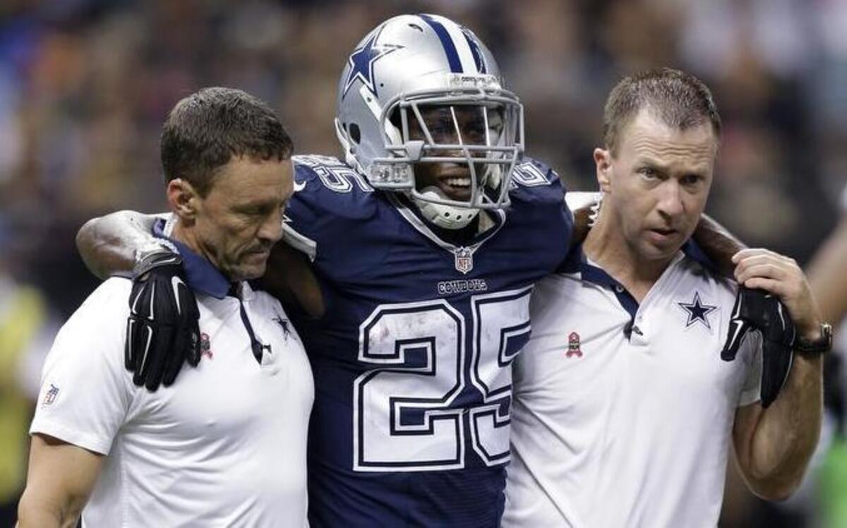 
Lance Dunbar tore MCL and ACL ligaments against the Saints and will miss the rest of the season.

