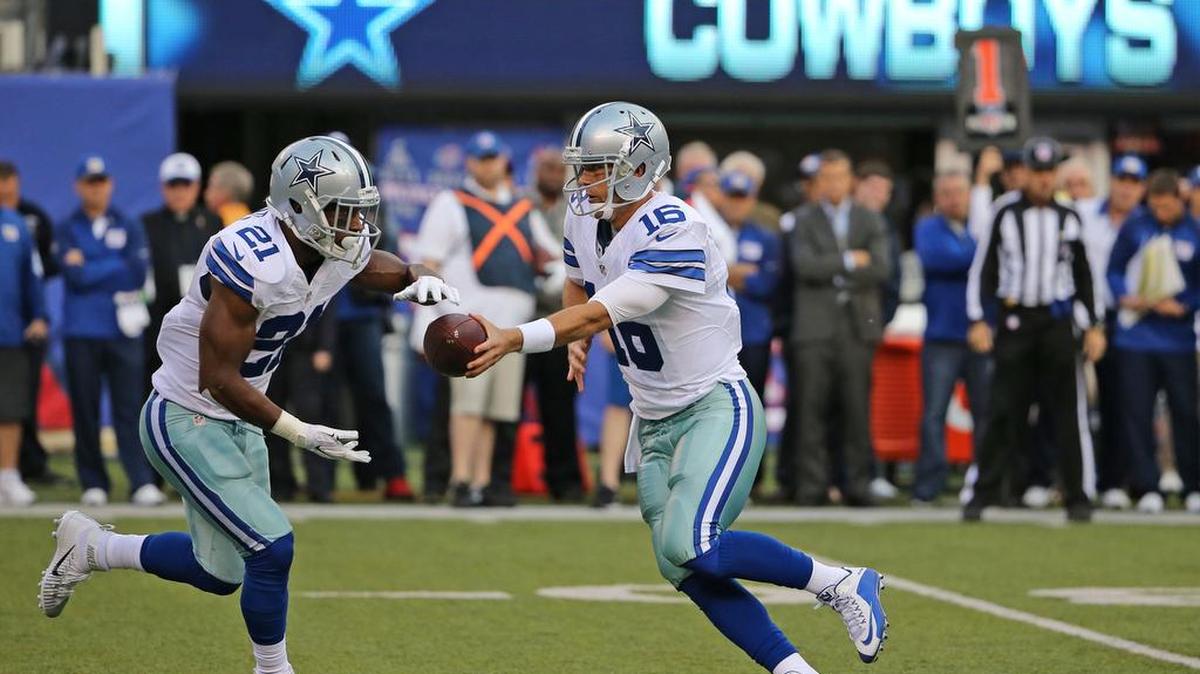 Cowboys running back Joseph Randle missed Sunday’s game while dealing with personal issues as well as an oblique injury.