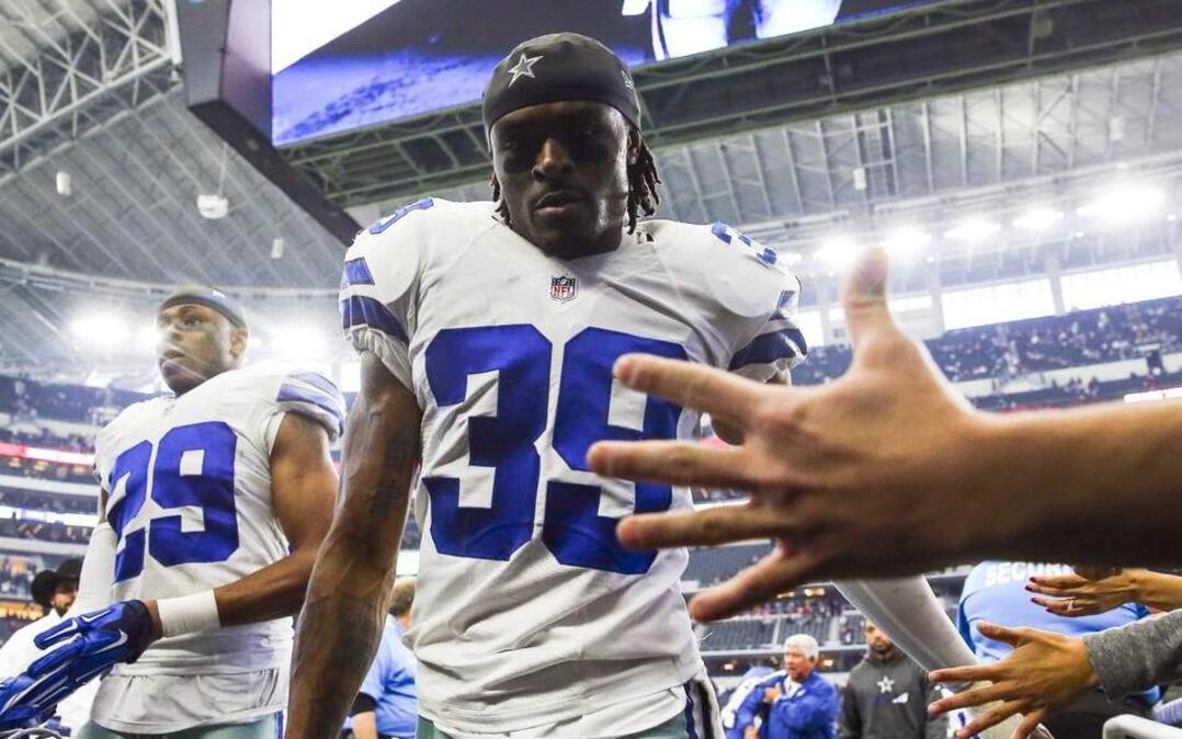 Cowboys cornerback Brandon Carr has been working on shifting to the right side, his preferred position.