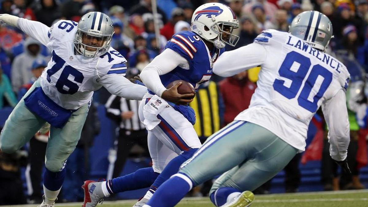 DeMarcus Lawrence (90) leads the Cowboys with eight sacks, seven of those coming the past seven weeks.