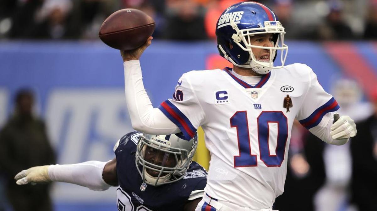 New York Giants quarterback Eli Manning was never sacked by the Dallas Cowboys’ defense, although defensive end DeMarcus Lawrence came close. Lawrence complained about the officiating after the Cowboys’ 30-10 win at Met Life Stadium.