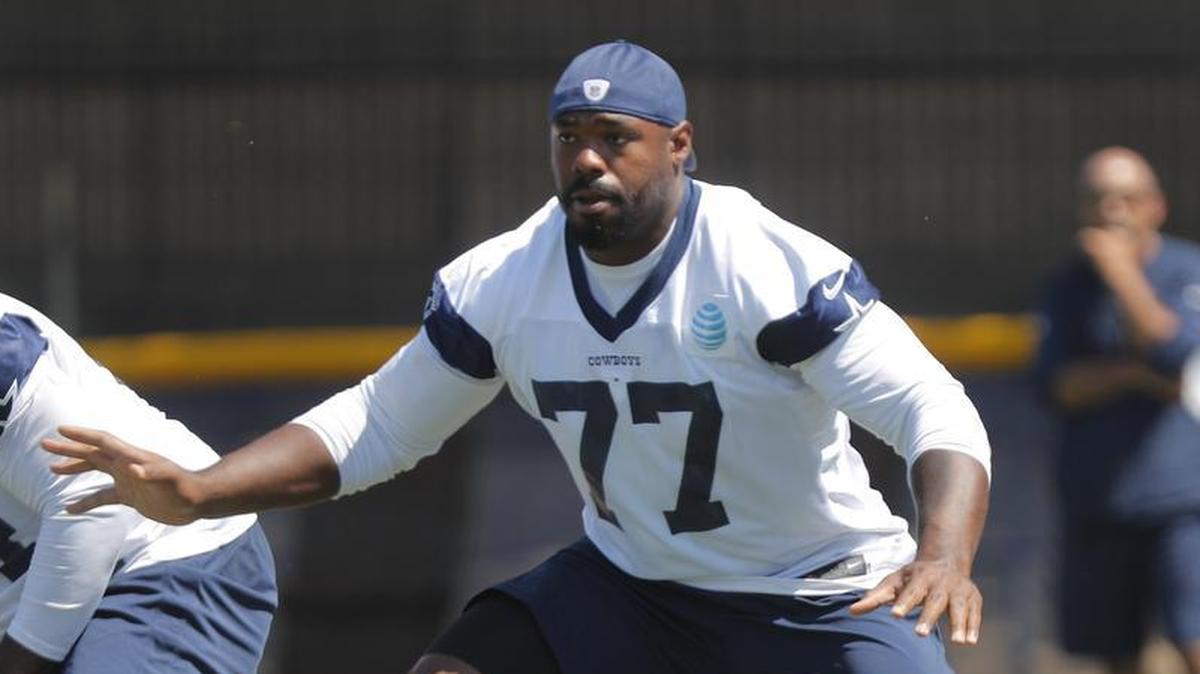 Tyron Smith injured his right knee last week vs. the Oakland Raiders.