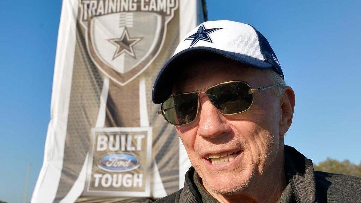 Jerry Jones says he believes Tony Romo can win Super Bowls like Tom Brady or John Elway.