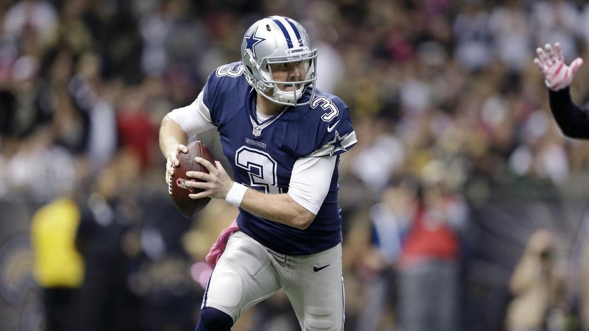 
Dallas Cowboys quarterback Brandon Weeden (3) directed a 91-yard scoring drive late in Sunday’s game.
