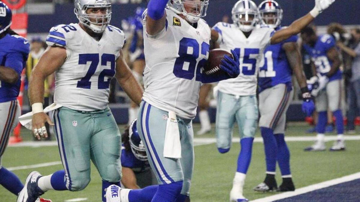 
Dallas Cowboys tight end Jason Witten (82) scores the winning touchdown with seven seconds left.
