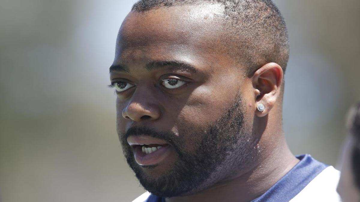 Dallas Cowboys guard Ronald Leary will not play against Seattle on Thursday.