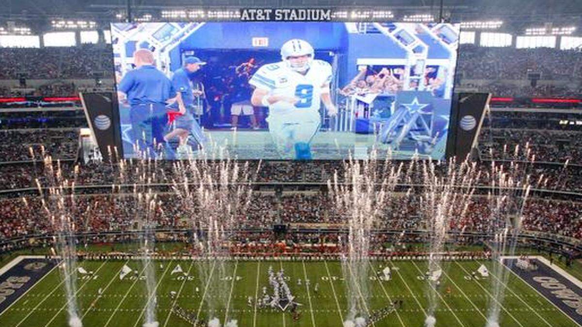 
Dallas Cowboys quarterback Tony Romo is introduced on the video board before the game agains the San Francisco 49ers at AT&T Stadium on Sept. 7. 
