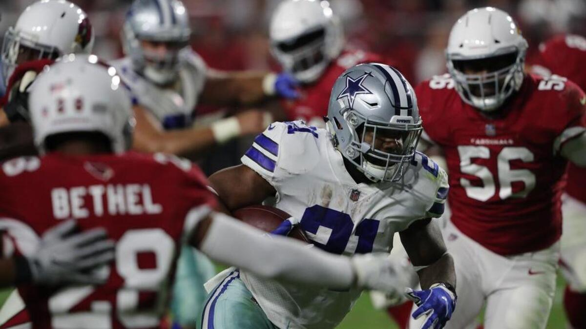 Ezekiel Elliott scores for the Cowboys against the the Arizona Cardinals in University of Phoenix Stadium in Glendale on Monday night.