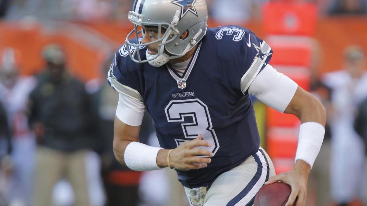 Cowboys quarterback Mark Sanchez (3) has played in one game this season, completing his only pass.