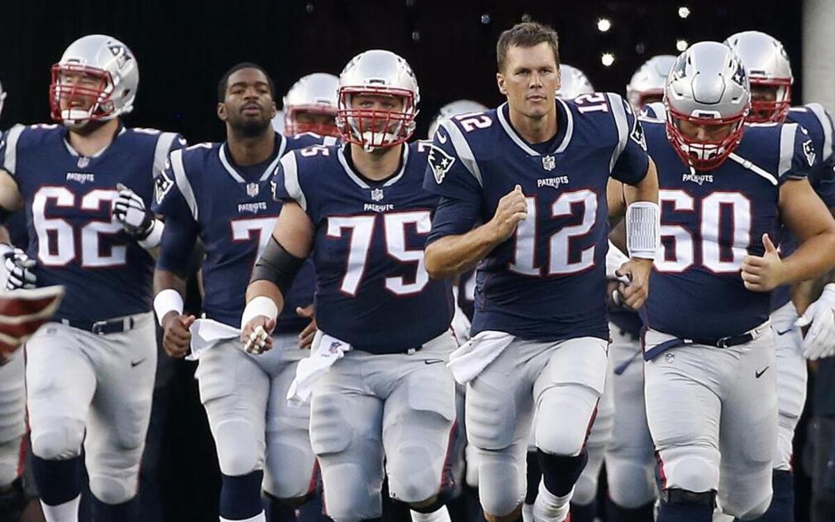 Tom Brady, who turned 40 in August, leads the New England Patriots in their quest for a record-tying sixth Super Bowl title.
