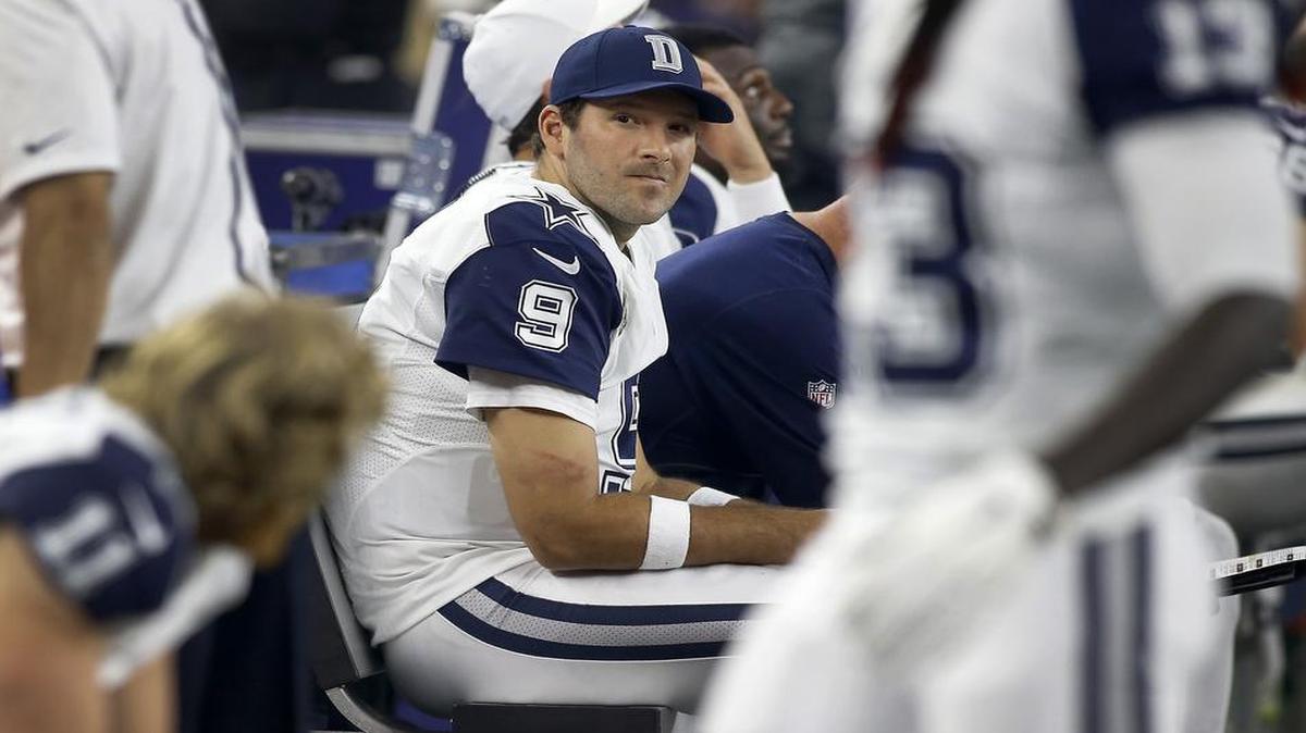 Tony Romo will miss the rest of the season after again breaking his left collarbone, but the quarterback is expected to make a full recovery.