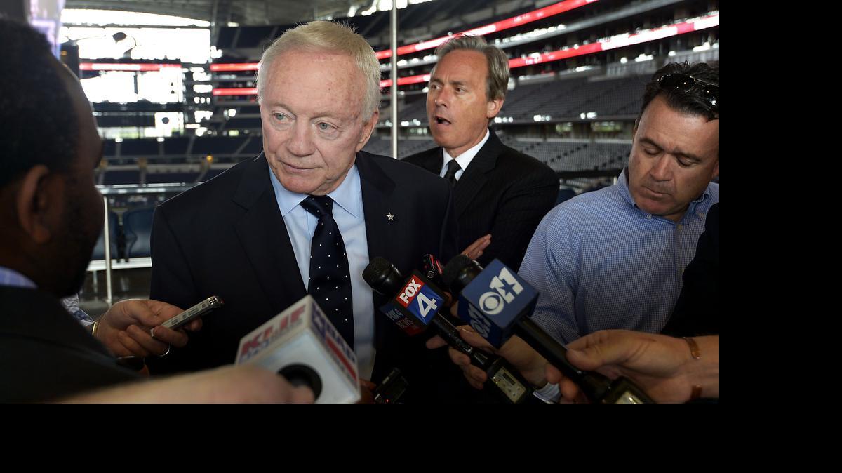 
Dallas Cowboys owner Jerry Jones is interested in bringing the Academy of Country Music awards back to AT&T Stadium. The Cowboys and the city of Arlington hosted the event in April.

