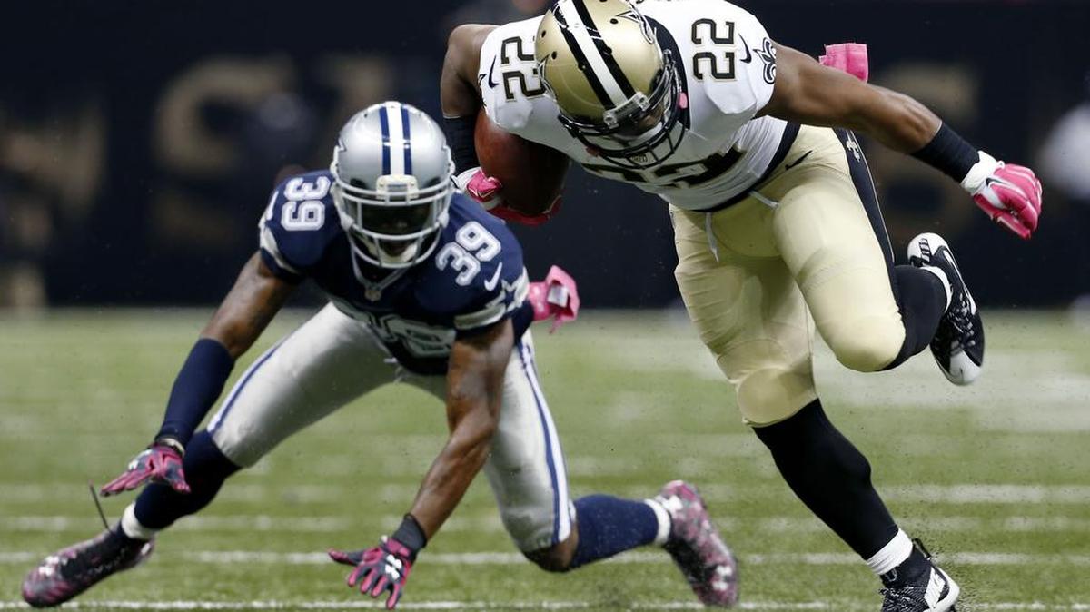 
Cowboys cornerback Brandon Carr (39) lost his mother, Kathy, to cancer last year. 
