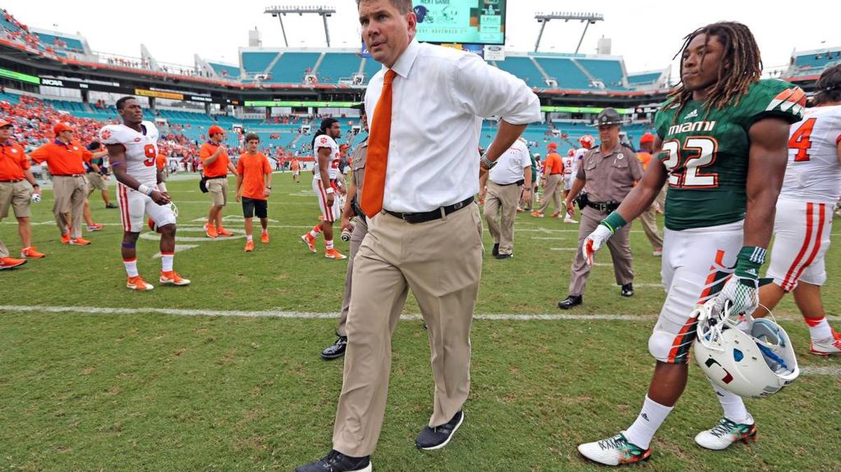 Former University of Miami head coach Al Golden could join the Cowboys staff as a defensive assistant.
