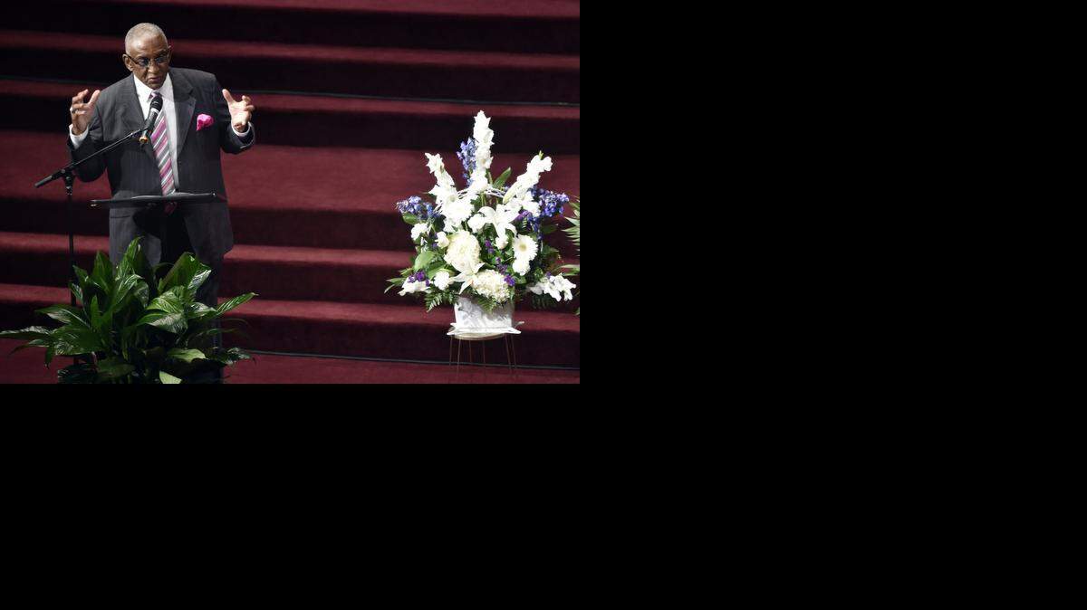 
Former Cowboys tight end Pettis Norman speaks about his teammate and good friend Jethro Pugh during the funeral service for Pugh at Oak Cliff Bible Fellowship Church in Dallas on Thursday.


