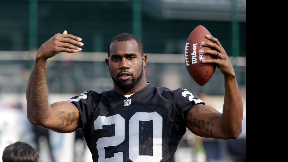 
After seven nondescript seasons with the Oakland Raiders, running back Darren McFadden hopes to revive his career with the Dallas Cowboys, who feature one of the NFL’s best offensive lines.


