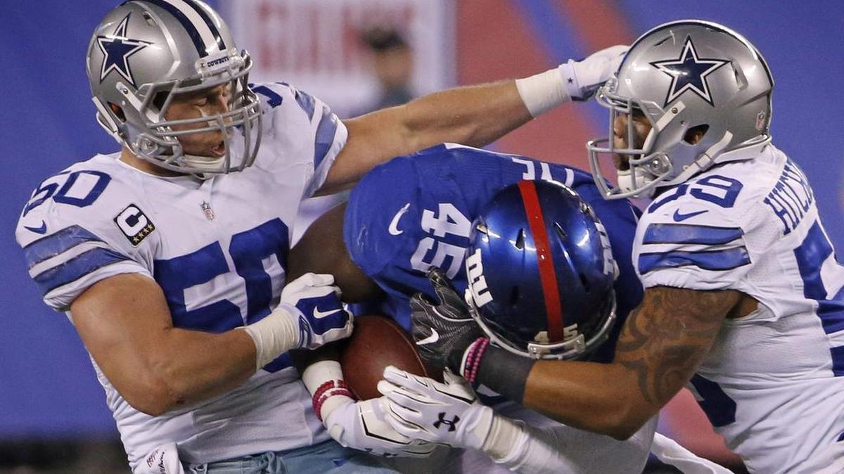 Cowboys linebacker Sean Lee has not missed a snap this season after missing 36 games with injuries in his first six seasons.