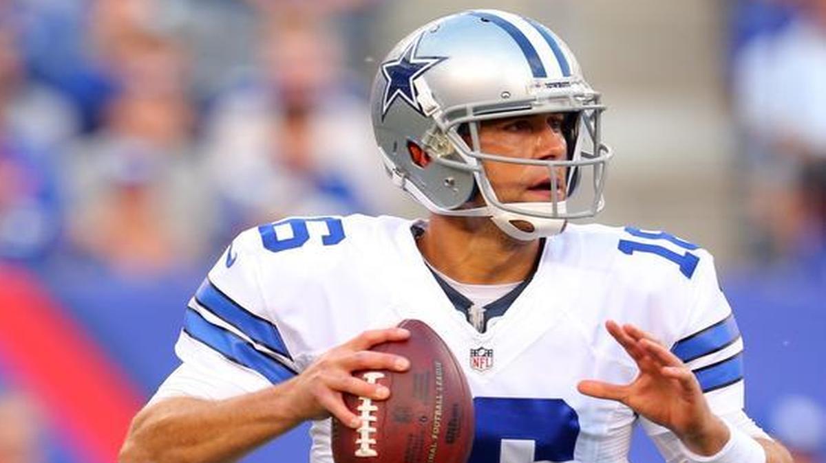 Matt Cassel threw three interceptions in his first start but also made clutch plays.