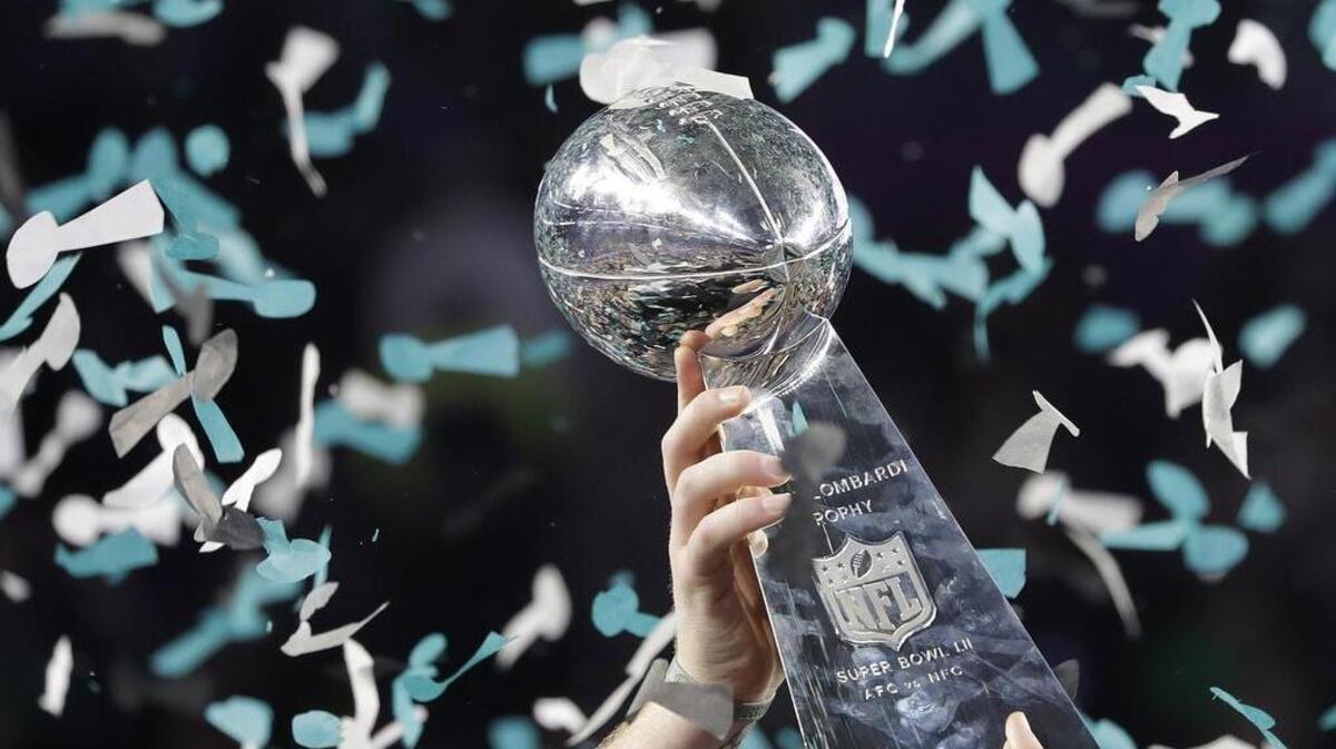 The distractions of a long season that included injuries and NFL social conflicts didn’t stop the Philadelphia Eagles from winning Super Bowl LII.