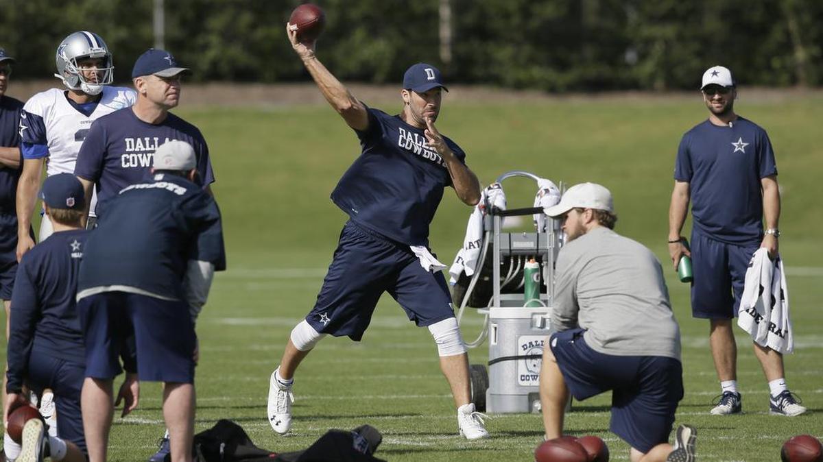 Cowboys quarterback Tony Romo returned to practice on a limited basis last week, but owner Jerry Jones said Romo is not ready to play.