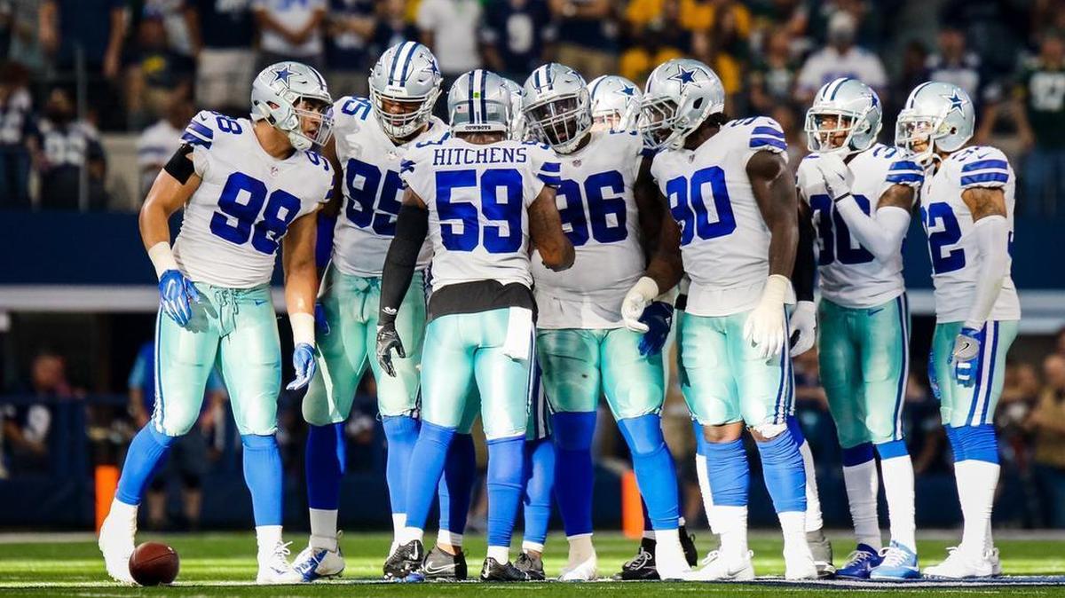 Dallas Cowboys linebacker Anthony Hitchens is running the defensive huddle in the absence of injured All-Pro Sean Lee.