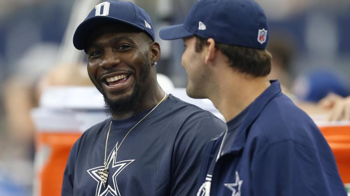 The Cowboys won’t get Tony Romo (right) back before at least Nov. 22, but Dez Bryant (left) appears on track to play this week.