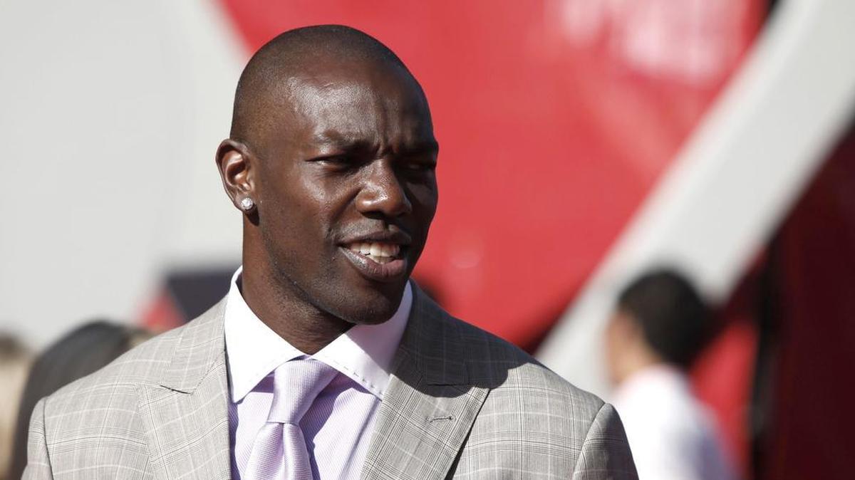 Former Dallas Cowboys wide receiver Terrell Owens is a finalist for the Pro Football Hall of Fame Class of 2018. The class will be announced Saturday.