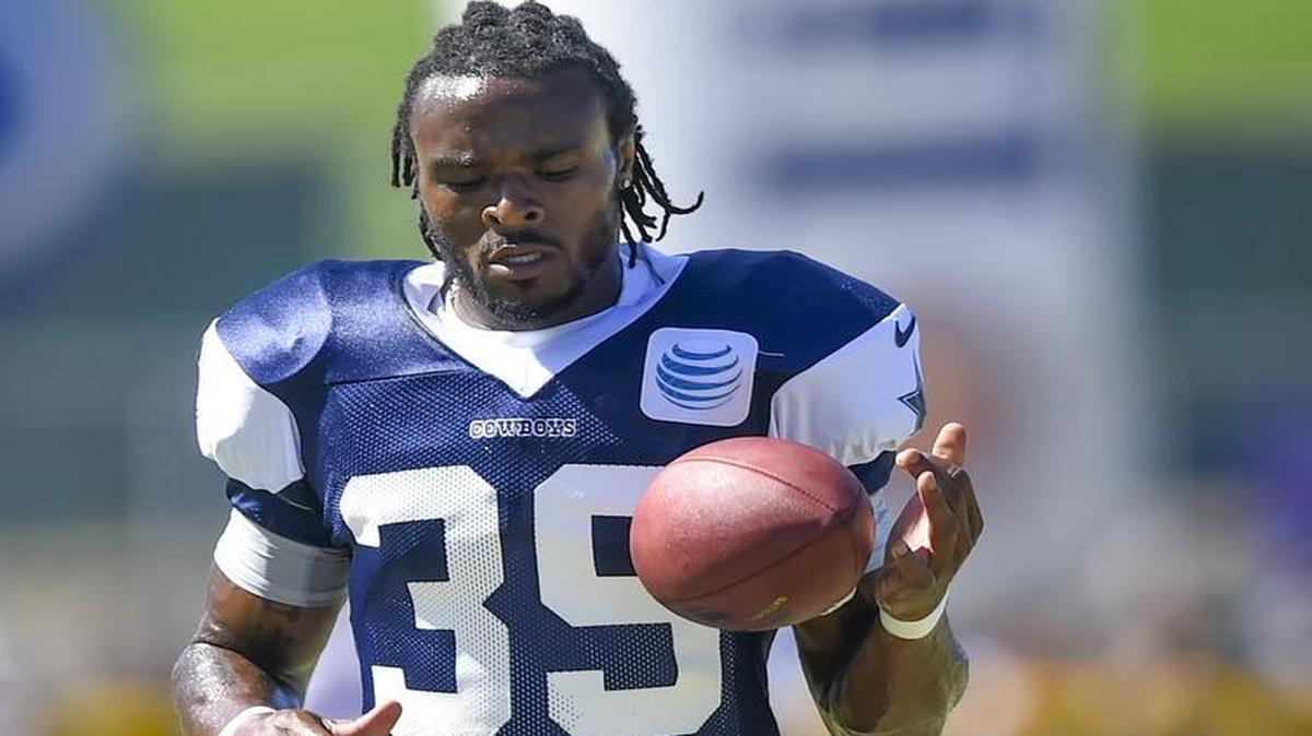 
Dallas Cowboys cornerback Brandon Carr is out indefinitely after suffering a broken bone in his right hand.
