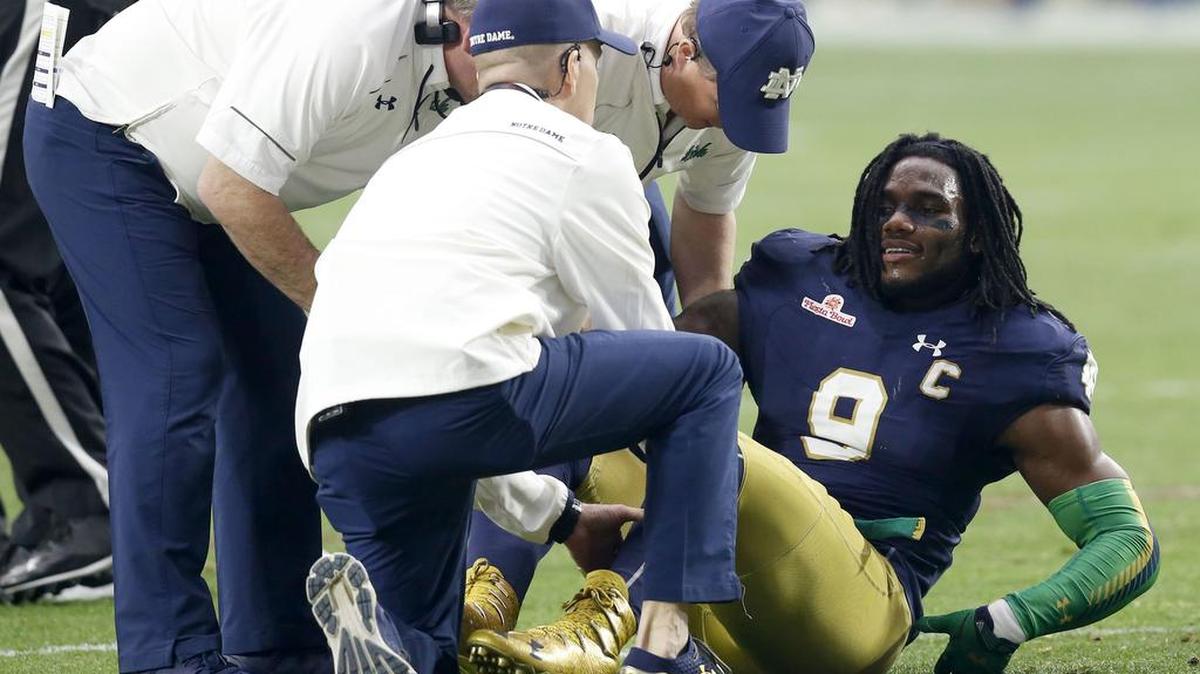 Jaylon Smith will need at least part of this season to rehab, but Cowboys owner Jerry Jones hopes the linebacker can play at some point.