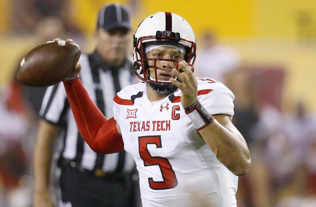 Texas Tech’s Patrick Mahomes wants to convince the NFL scouts that he’s not a college system quarterback.