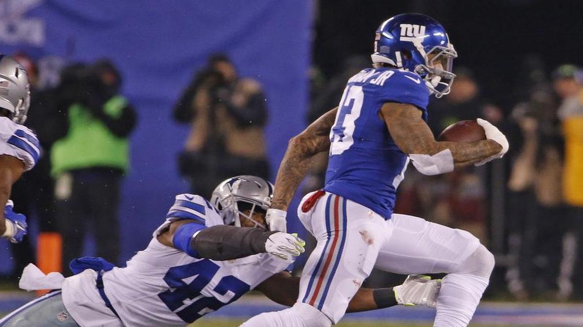 Giants wide receiver Odell Beckham (13) leaves Dallas Cowboys strong safety Barry Church (42) behind on a touchdown catch-and-run in the third quarter.