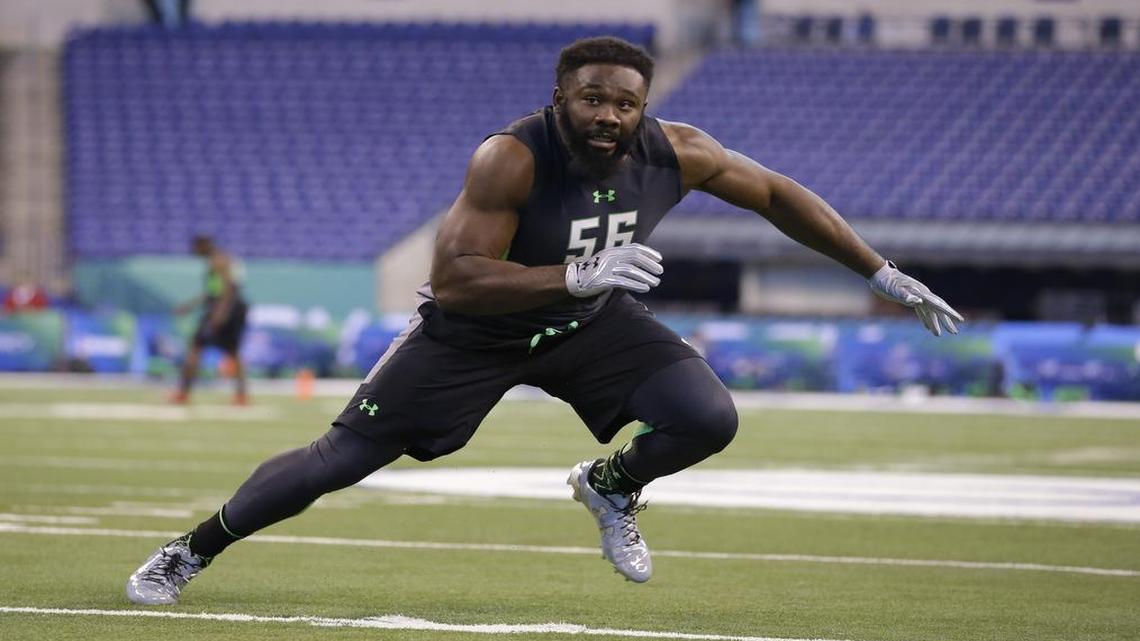 The Dallas Cowboys selected Oklahoma defensive lineman Charles Tapper in the fourth round of the NFL Draft.