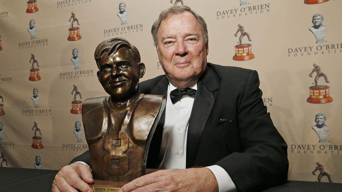 Where does Craig Morton rank among the Dallas Cowboys’ greatest quarterbacks?
