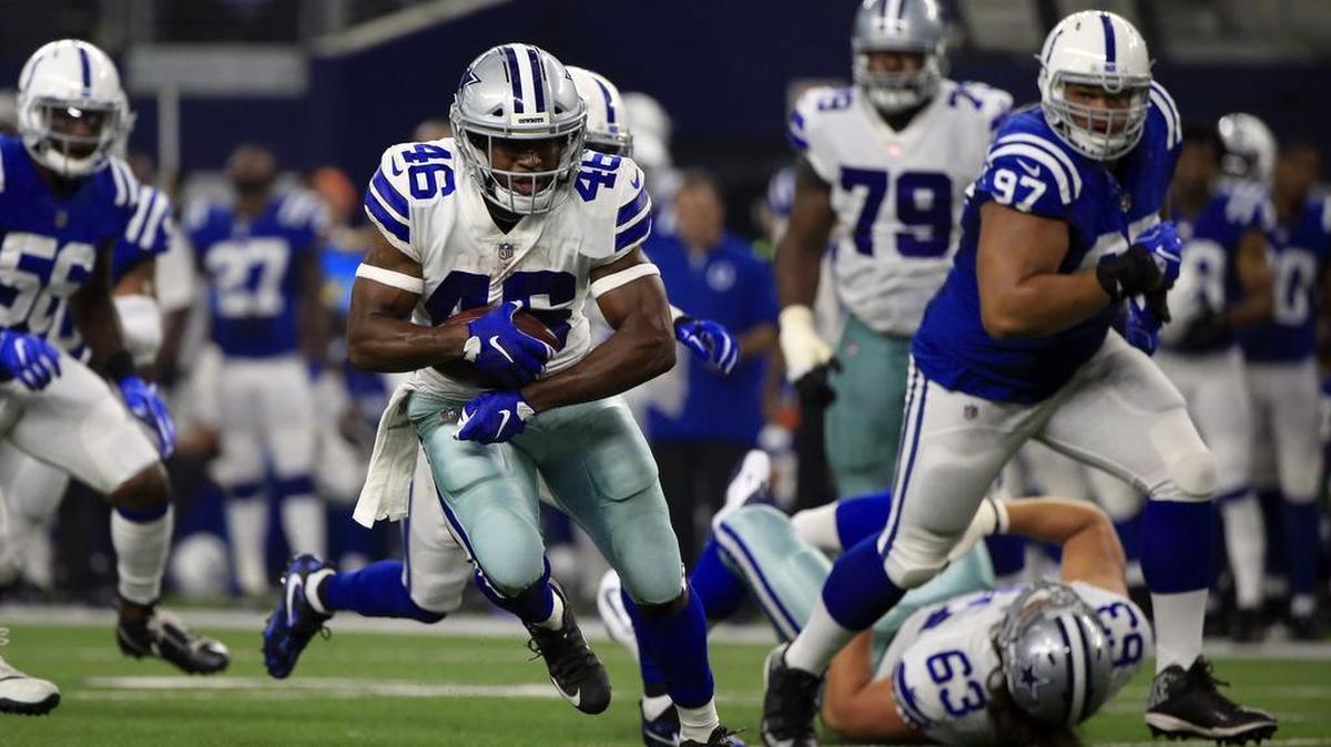 Cowboys RB Alfred Morris rushed for 36 yards on six carries in the first-half Saturday.