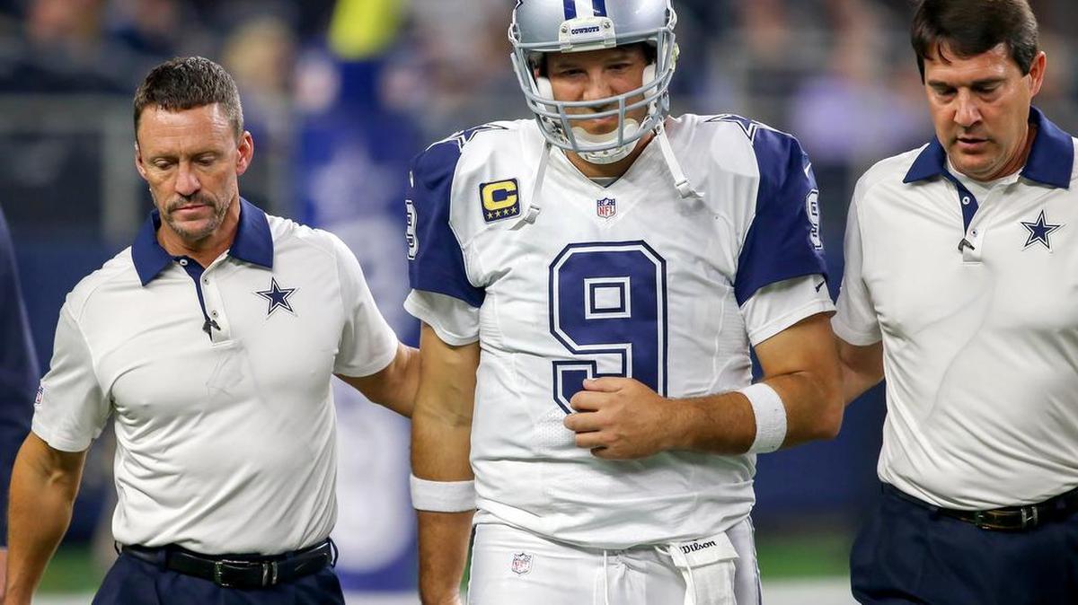 Dallas Cowboys QB Tony Romo is out for the season after fracturing his left collarbone for the second time in 2015 but owner Jerry Jones believes he can play four to five more years.