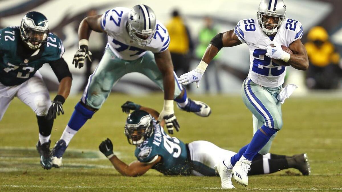 
DeMarco Murray (29) played for the Cowboys in their victory over the Eagles in Philadelphia last season. He plays for the Eagles now.
