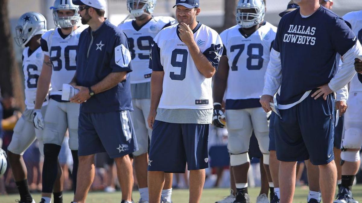 
Dallas Cowboys quarterback Tony Romo (9) has 25-1 odds to earn NFL MVP honors this season.
