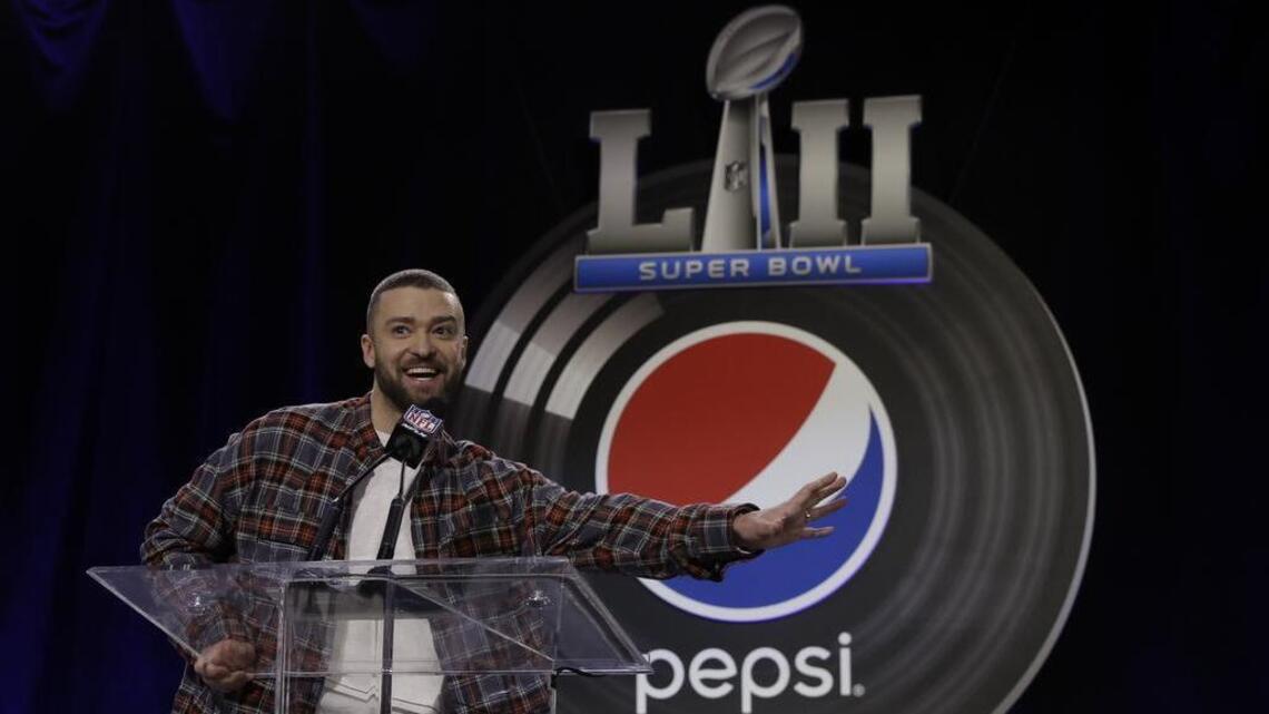Kneeling, Gatorade, hair color among most interesting prop bets of 2018 Super Bowl