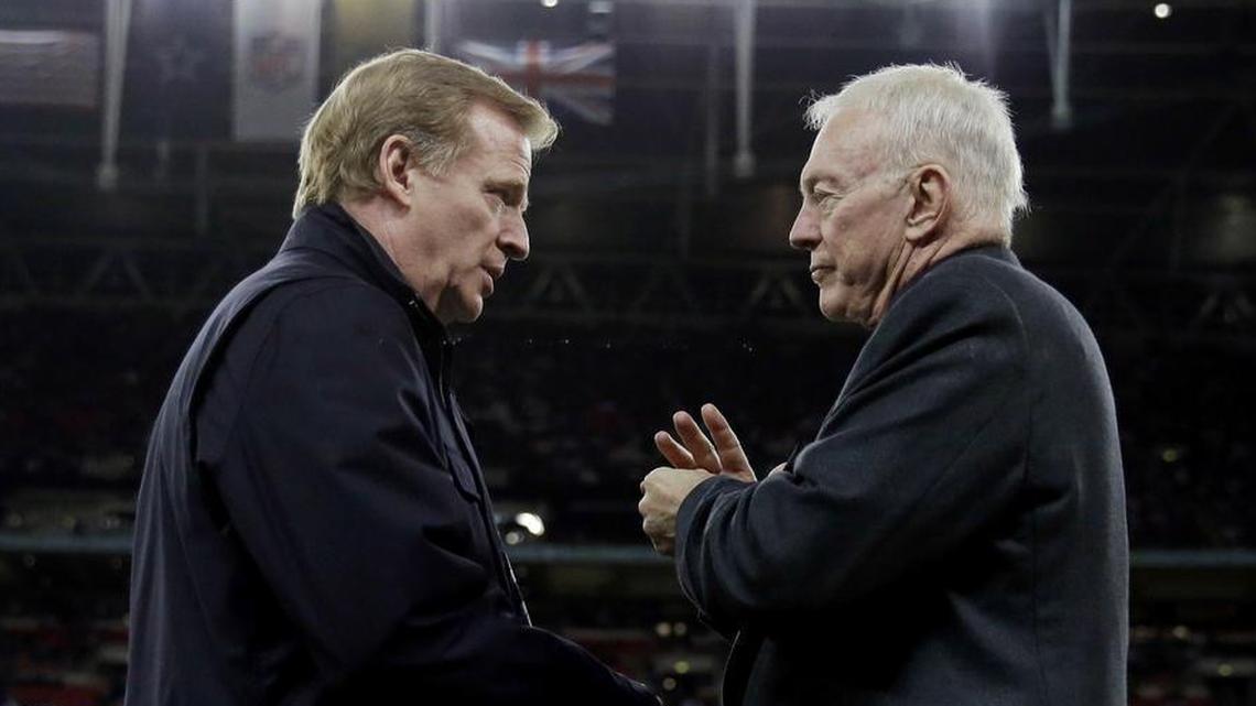 Jerry Jones, right, meeting with Roger Goodell before a game in 2014, is not seeing eye-to-eye with the NFL commissioner over multiple issues and is trying to block his expected contract extension.