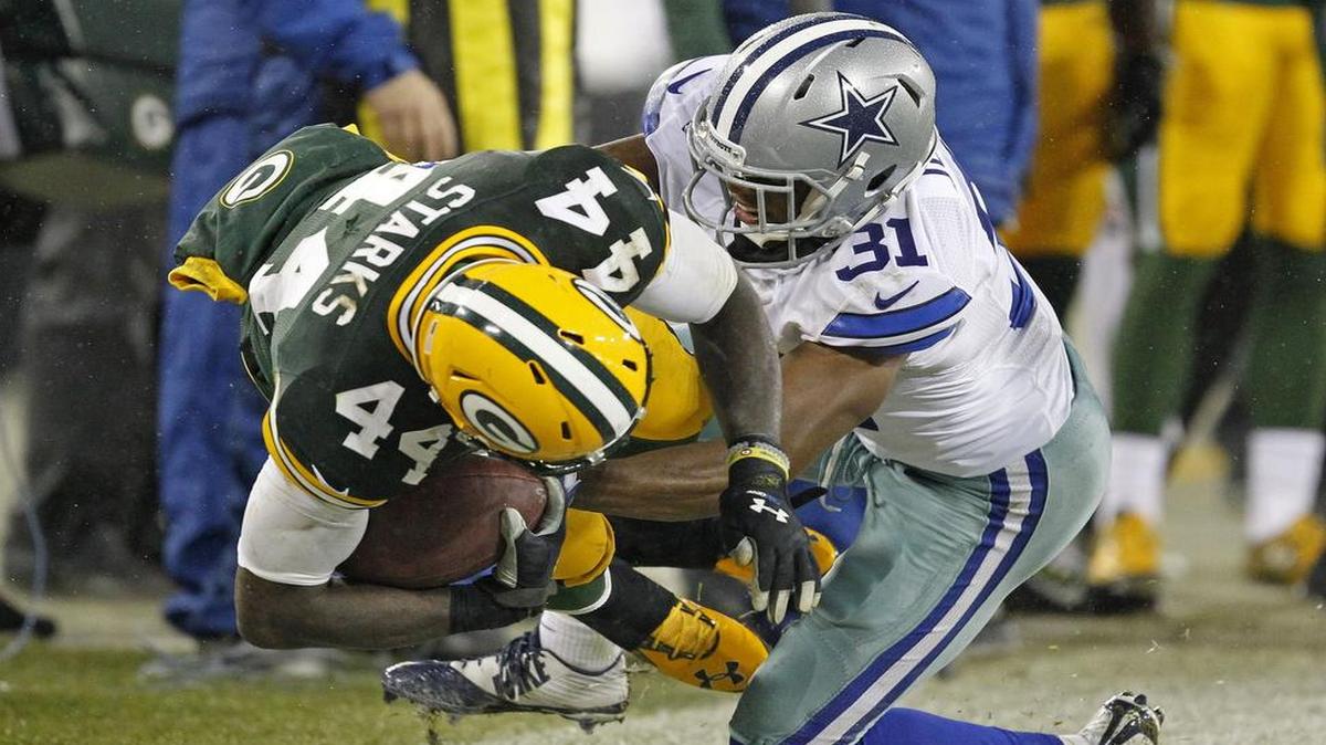 First-round draft pick Byron Jones, stopping the Packers’ James Starks, finished fifth on the Cowboys with 76 tackles.