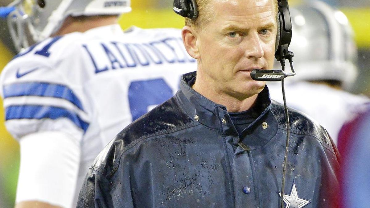 Dallas Cowboys head coach Jason Garrett tries to be civil in public but will blow up and bite at players when necessary, per owner Jerry Jones.