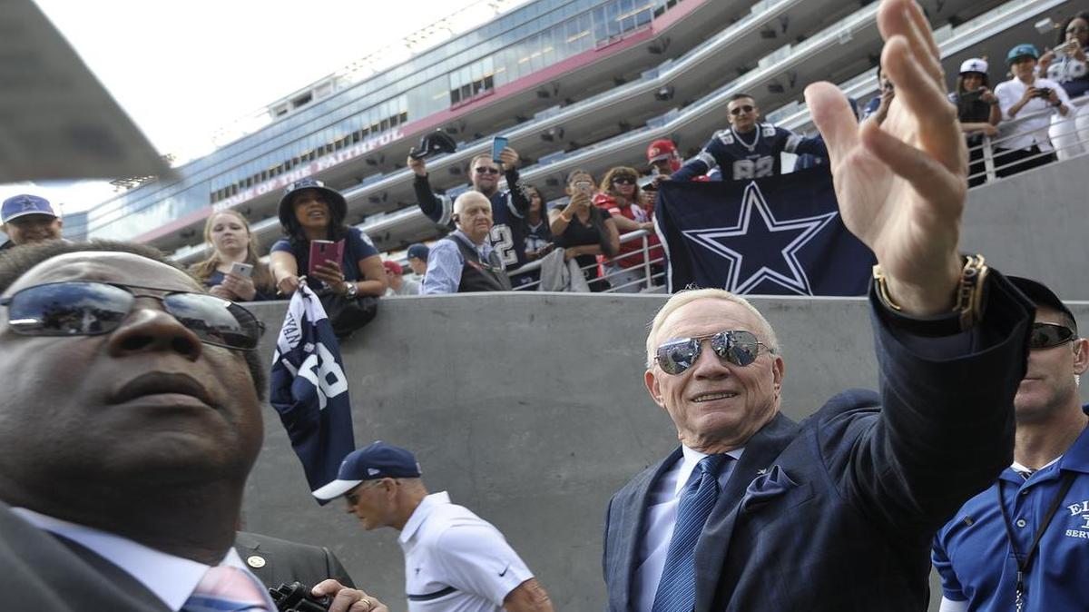 Dallas Cowboys owner Jerry Jones is in no rush to decide on a starting quarterback after the team’s bye this weekend.