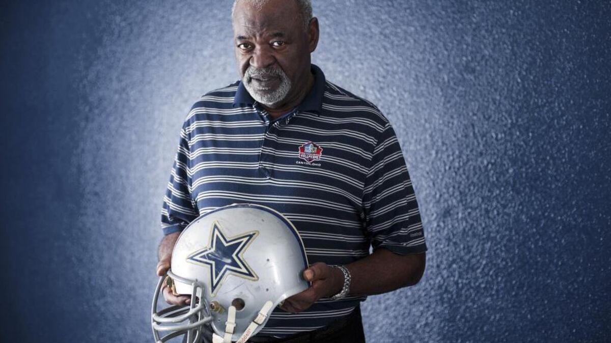 
Hall of Famer Rayfield Wright believes the Cowboys will be fine with a running back by committee behind their talented offensive line.
