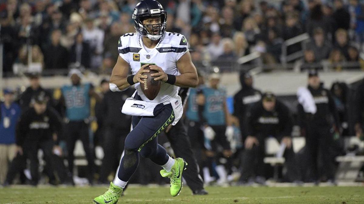 Dallas Cowboys practice squad player Jameill Showers has played the role of Seattle Seahawks quarterback Russell Wilson this week.