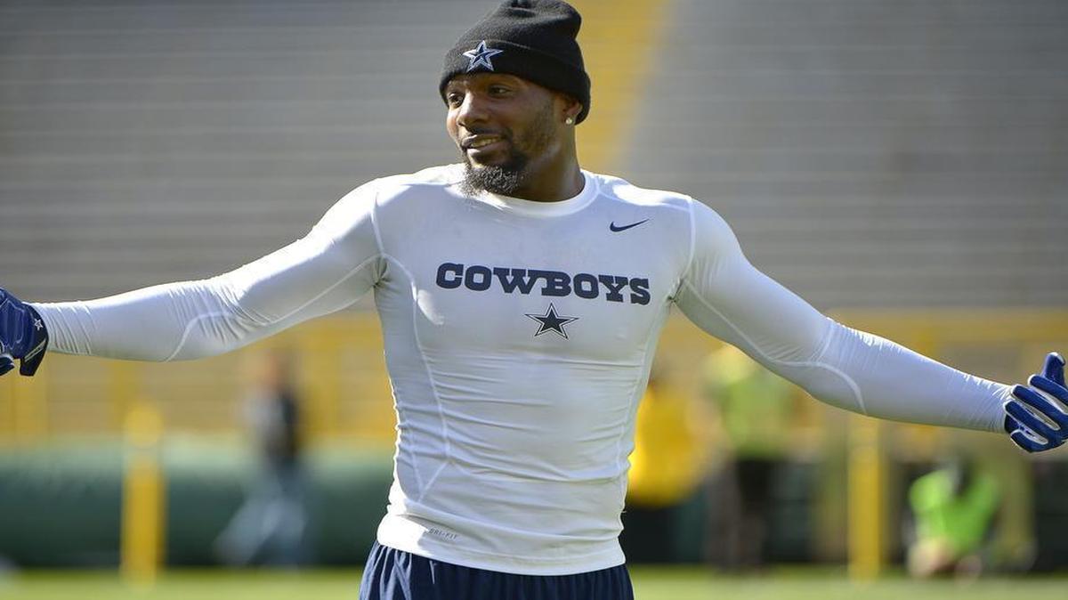 Dallas Cowboys wide receiver Dez Bryant cut his finger while making soup at him so he didn’t do much in practice on Wednesday. He said the injury was minor and he will be ready to go for the Oct. 30 against the Philadelphia Eagles after this week’s bye.